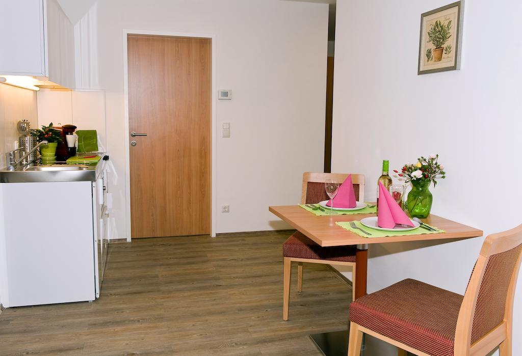 Ferienwohnungen - Boarding Wohnungen Sonnenhof Lenzing Εξωτερικό φωτογραφία
